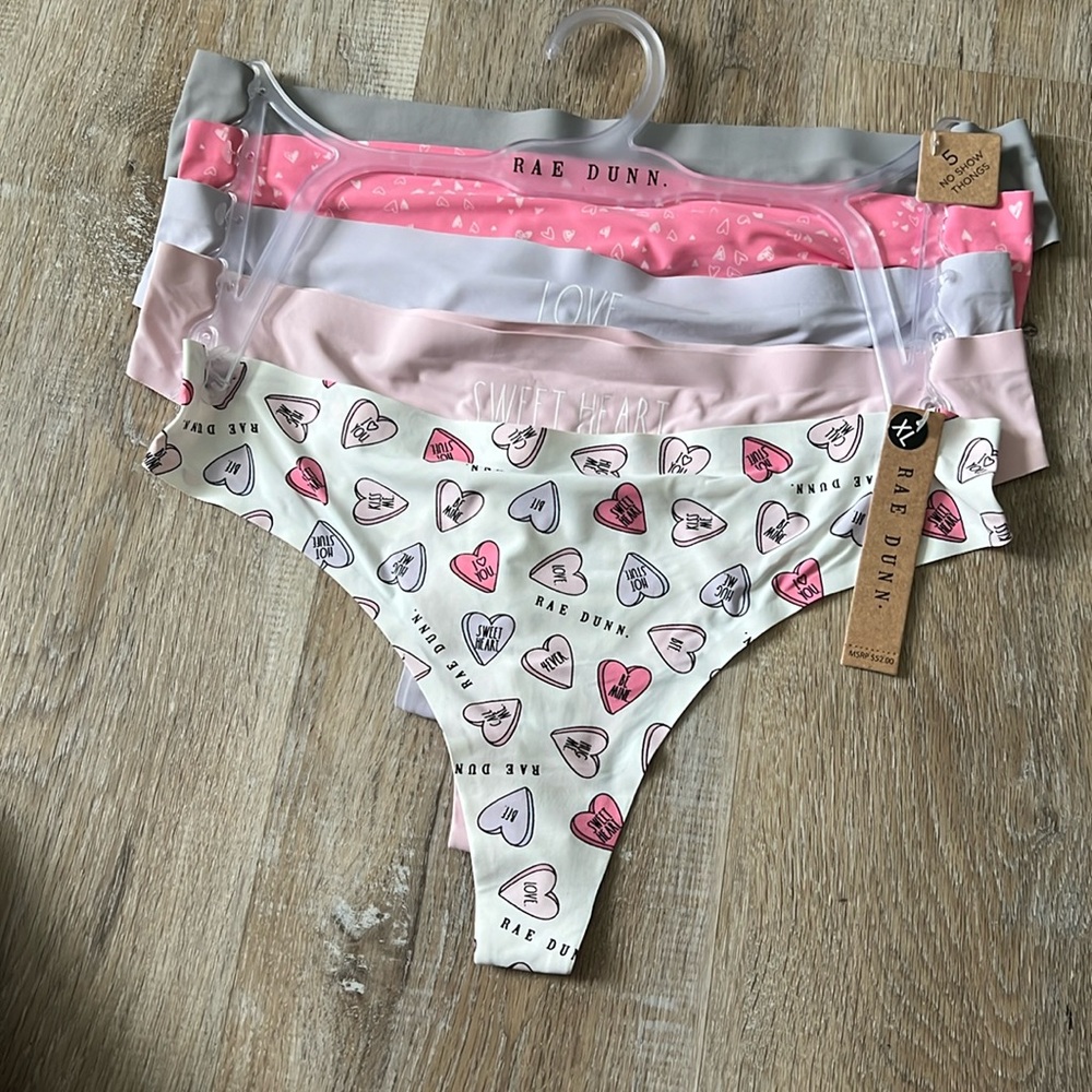 NWT - Rae Dunn no show thong undies size XL